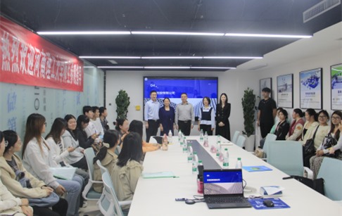 Los profesores y estudiantes de la Escuela de Idiomas Extranjeros de la Universidad Politécnica de Henan fueron a Doing Holdings Co., Ltd. para intercambiar y aprender