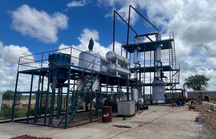 Planta de conversión de aceite usado a diésel